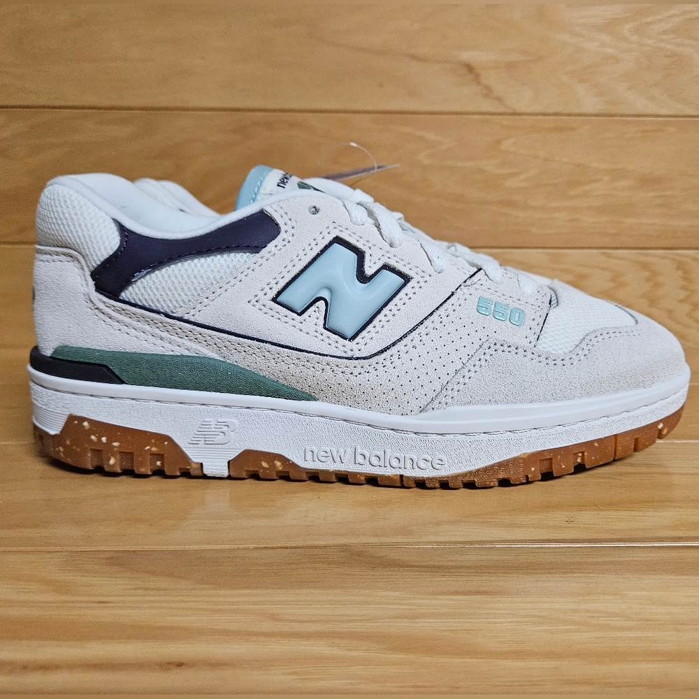 New Balance 550 Sea Salt White Grey Womens Shoe Sneaker BBW550NB